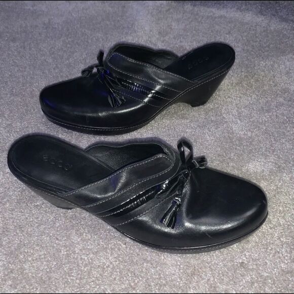 Ecco Shoes - ECCO Black leather slip on heeled loafers 40